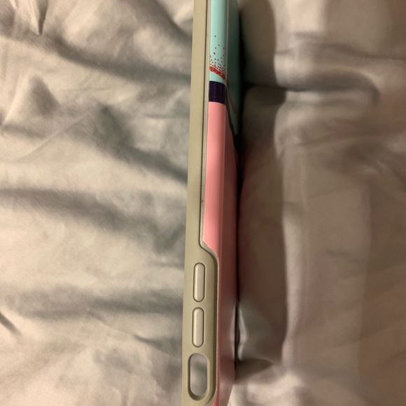 Otter box case for a iPhone X max - Picture 4 of 7